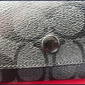 Coach signature glasses case